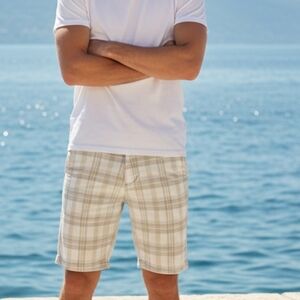 Men's Plaid Tan Shorts